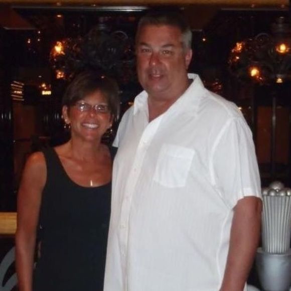 Meet your Posher, Cynthia - Picture 1 of 1